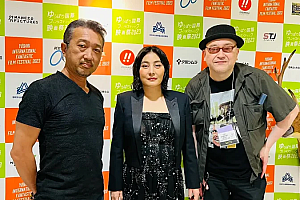 中日合拍:日本导演执导香港恐怖片?富商女儿何超仪上演毛骨悚然